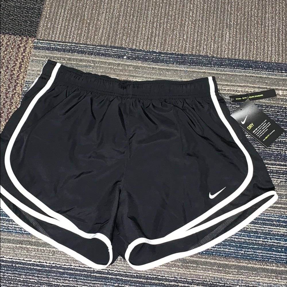 Black nike running shorts!